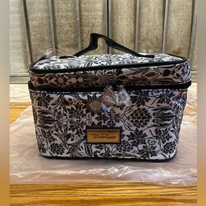 Bella Russo Black/White Cosmetic Bag